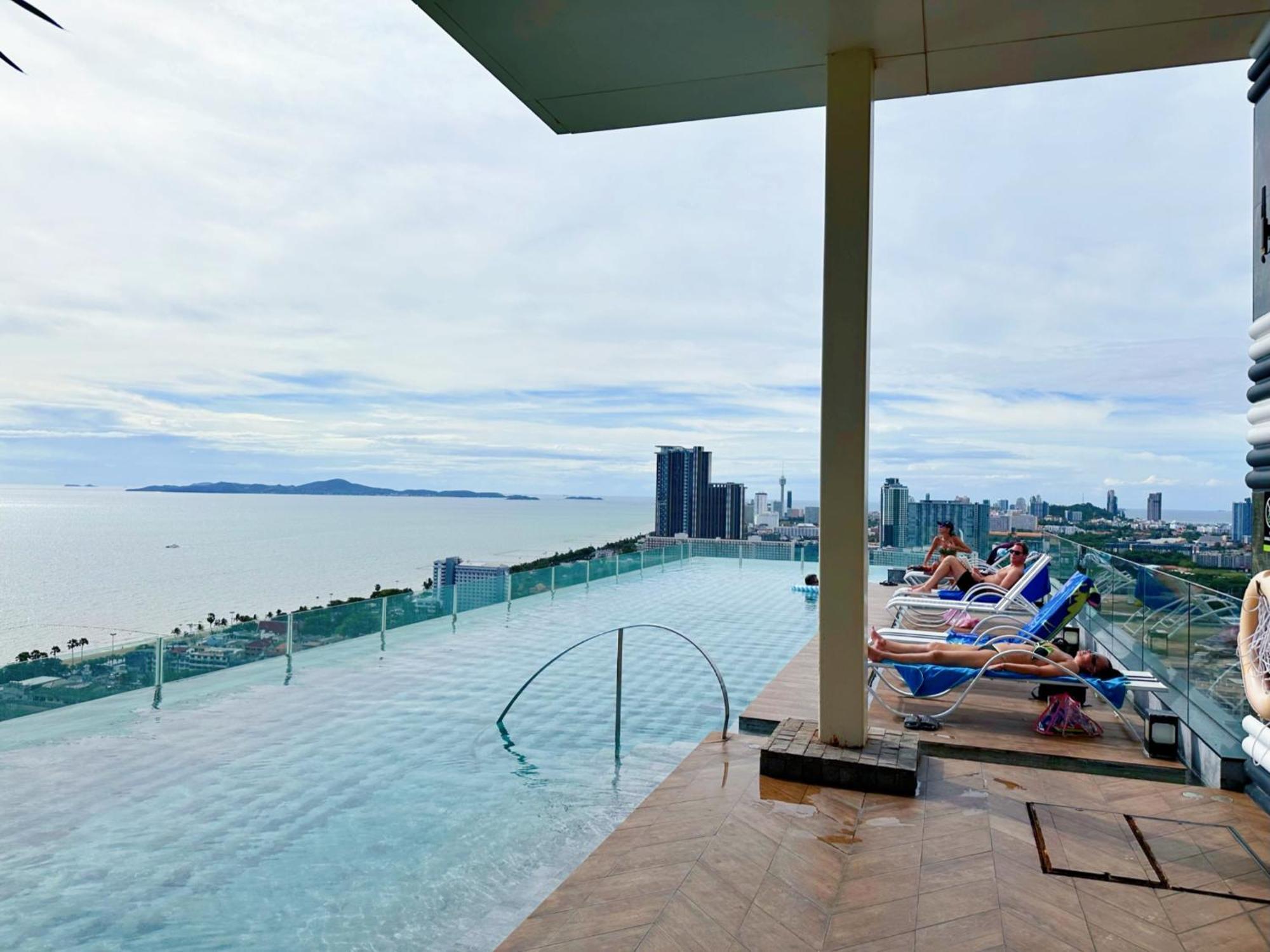 芭提雅高层海景奢华公寓the Riviera Jomtien生香家直达海滩2704 Buitenkant foto