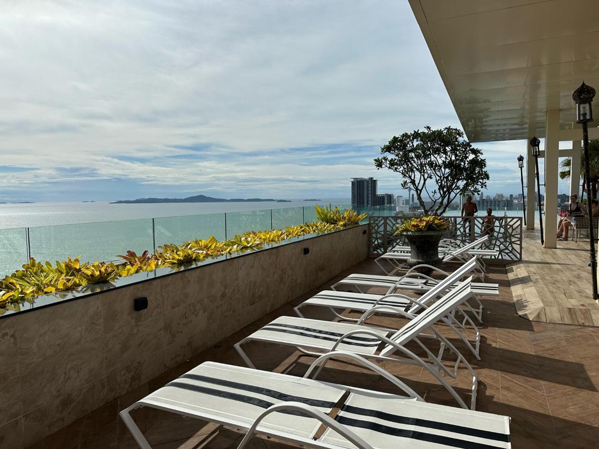 芭提雅高层海景奢华公寓the Riviera Jomtien生香家直达海滩2704 Buitenkant foto